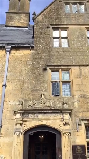 16 reactions | The Lygon Arms hotel Broadway was named after General Lygon and is not the only Lygon arms , the other one is nearby in Chipping Campden. #cotswoldstyle #EnglishCivilWar #tudorhistory #ghostwalks #hauntedhistory #broadwaycotswolds #cotswolds | Broadway History and Ghost Walks | Facebook