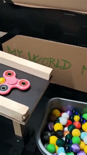 DIY homemade wooden marble race track with dozens of colorful 3D printed marbles #shorts #marblerace