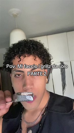 Le pietre ci stanno? Risultato nella parte 3. Il wax up é la parte di lavoro preferita da ogni grillmaker artigiano. Che ne pensi? #perte #grillz #grillzmarche #grillzitalia #virale @G.Mineiro @rhovelaprovinceofficial