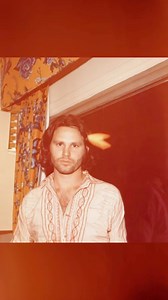 Jim attended a surprise birthday party for John Densmore on December 1, 1969. The event was reportedly held to celebrate Densmore's 25th birthday. Photos of Jim at the party were taken by Brendee Greene {Photo Jim with Bill Siddons & Robby Krieger} 𝐇𝐀𝐏𝐏𝐘 𝟖𝟏𝐬𝐭 𝐁𝐢𝐫𝐭𝐡𝐝𝐚𝐲 𝐉𝐨𝐡𝐧 𝐃𝐞𝐧𝐬𝐦𝐨𝐫𝐞 🍾 #johndensmore | The Lizard King