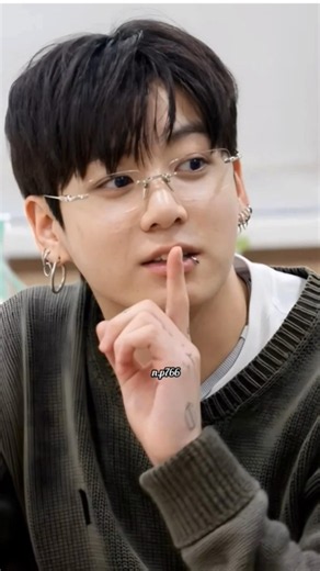 Jungkook 🎀🥰🆕 #bts glasses 🤓 cute baby pictures #kpop