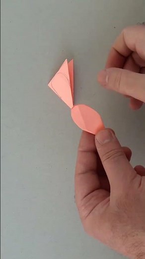¡Mira cómo hacer una hermosa flor de papel en segundos! 🌸✨