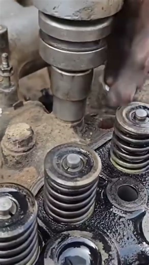 The process of disassembling a car engine is damaged to be repaired