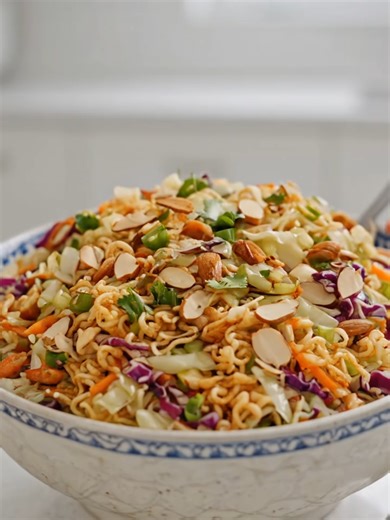 Crunchy Asian Ramen Noodle Salad Recipe