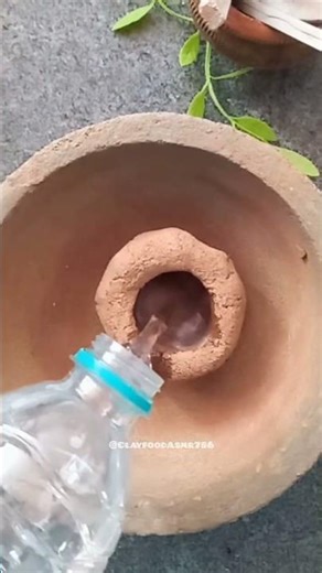 Water in clay pot ❤️💦