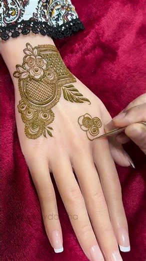 New Latest 😍Mehndi Design 2026 #eid special#simplemehndi #shorts #viral #henna #new