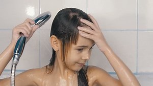 Child Bathroom Beautiful Little Girl Shower Stok Videosu (%100 Telifsiz) 1007478082 | Shutterstock