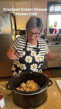 Crockpot Cream Cheese Chicken Chili