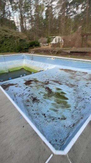 Installing a Super Big Pool Liner | A Fair Shot With Block