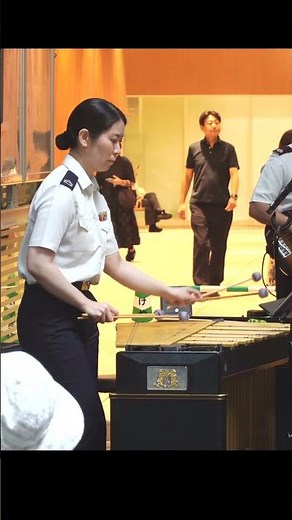 「上を向いて歩こう」世界を魅了した名曲 2 指揮：2等陸尉 中村知弘 陸上自衛隊東部方面音楽隊 火曜コンサート けやき広場 #shorts