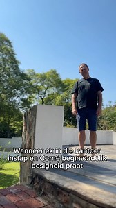 Wanneer ek in die kantoor instap en Corne' begin dadelik besigheid praat! #RobbieWessels | Robbie Wessels