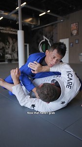 Body Lock Pass 🔒 The Body Lock Pass is effective because it allows you to control your opponent’s hips and torso, restricting movement and setting up opportunities for a dominant position. 🥋 Get a 15% discount with code LUCAS15 at @Gameness_sports checkout! #JiuJitsu #BJJ #bodylock | Lucas Pinheiro BJJ