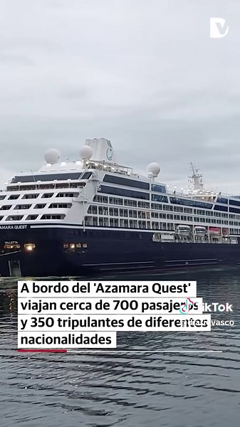 Crucero 'Azamara Quest' entra en Pasaia con gran destreza