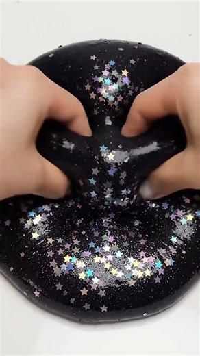 This black glitter slime is EVERYTHING 🖤✨ #slimemaster #SlimeASMR #Satisfying #OddlySatisfying