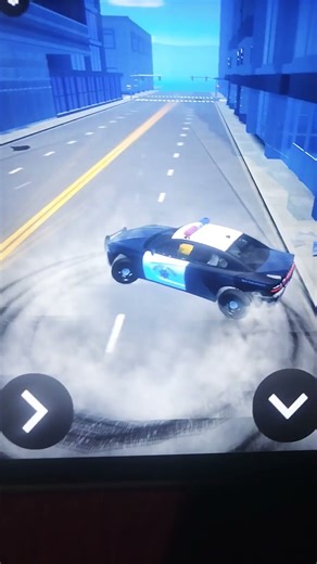 Drifting 2016 dodge charger police in roblox 😎😎😎