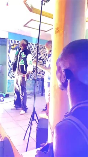 Convaincre le public c'est ma spécialité La FM musical ma base