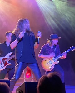 18 reactions | Chinook Winds Casino Resort on Reels | Facebook