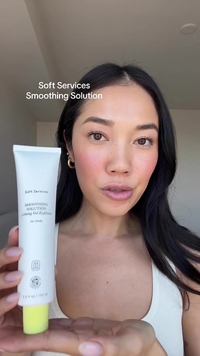 Soft Services Smoothing Solution for Silky Soft Skin