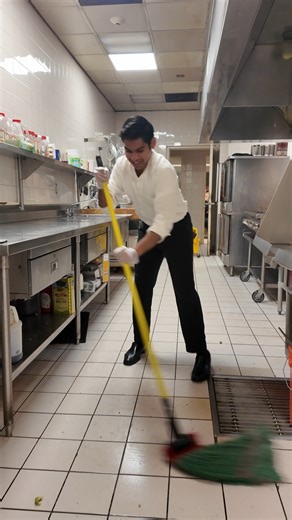 Seminarians washing the kitchen after dinner | LC Cheshire