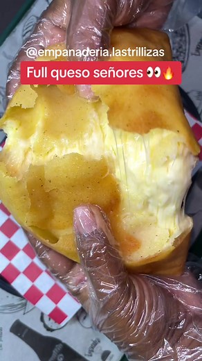 Empanada de 20 cm Full Queso - Experiencia en Empanaderia Lastrillizas