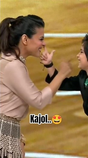 Ladki Badi Anjani #hitmusic #kajol #trending dance with boy best movement...🤩🤩💯👍👍