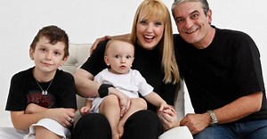 Marido de Alessandra Scatena, ex-assistente do Gugu, morre com Covid-19