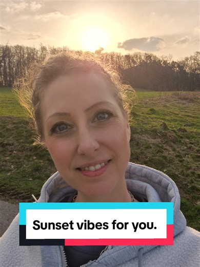 Relaxing Evening Sunset Vibes in Nature