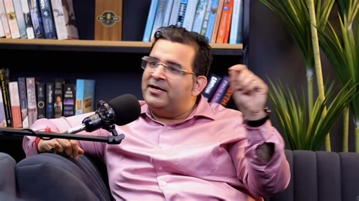 292K views · 4.1K reactions | Mindset hi decide karta hai aapki financial journey – Poor, Middle Class ya Rich?  #SanjayKathuria #Mindset #money #middleclass #richclass | Finance by Sanjay | Facebook