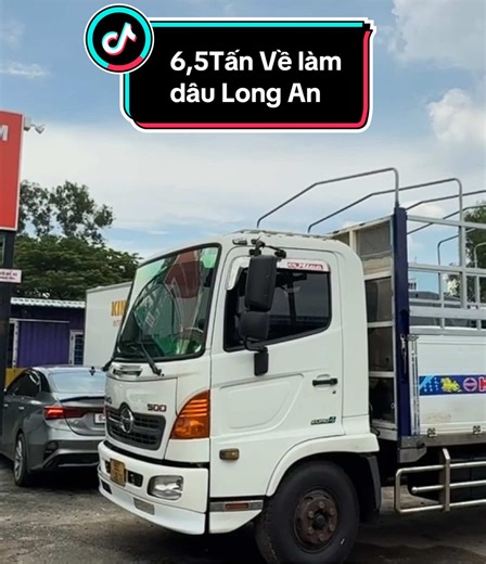 Hino Fc500 6,5T Thùng 5M7 về làm dâu Long An. Cảm ơn 2 Anh đã tin tưởng và ủng hộ! Chúc 2 anh làm ăn phát đạt.Vạn dặm bình an#hino_cũ #xetaihino #Thienhinoluot #xehino6t5 #thienxetai #hino
