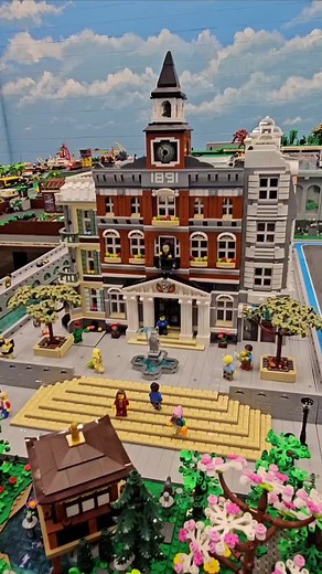 Explore LEGO City: Town Hall and Central Park Ideas