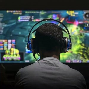 Now’s the time to check out #LincolnTech. Although our hands-on training has temporarily switched to remote learning to ensure everyone’s safety, we’re still enrolling for all programs! #putyourpotentialtowork #careertraining #careergoals #hardworkpaysoff | Lincoln Tech | Facebook