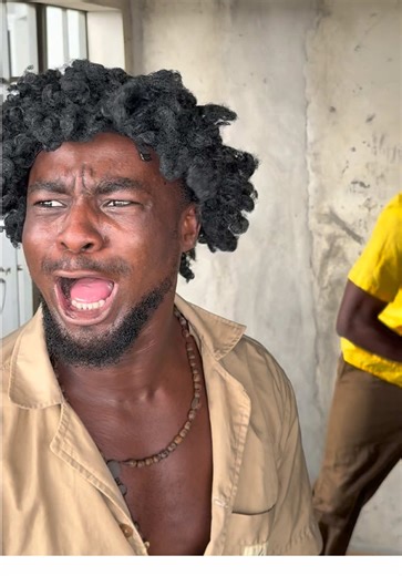 Je dois retourner aller voir le professeur de @Lachichi Oyono Guestapoo