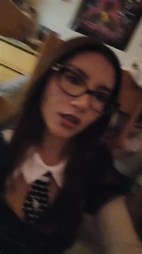 Ashley🦋🐺ᖭི༏ᖫྀ (@ash_coh6)’s videos with poker face - sofia