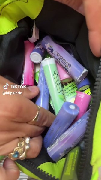 First Day of Quitting Vaping Journey with Blip Nicotine Gum