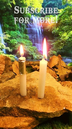 Survival Hack: Foil Trick to Make Candles Last Longer!🕯️🚀 #survivalhacks #bushcraft #outdoors