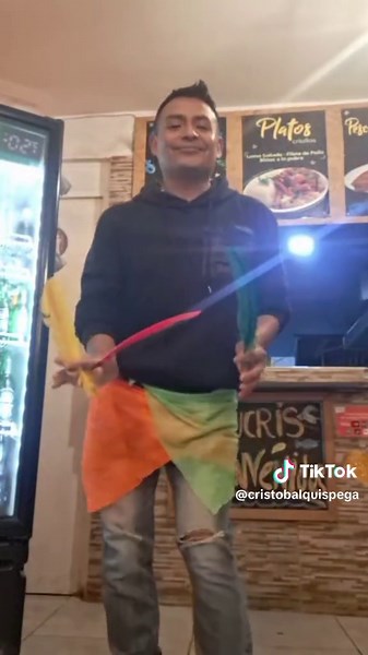 Baila al ritmo de 'Papacito' con Karol G