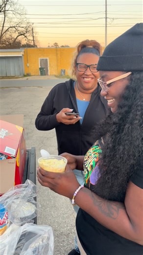 7.8K views · 119 reactions | It’s a must anytime I’m in your area you try Tangie’s famous banana pudding﫶 Real raw uncut reviews #tangiesmacaronitunasalad #theretailqueen #explorepage #viral PANAMA WE ON THE WAY. | Tiffany Williams | Facebook