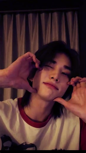 #dessin #artiste #hyunjin #corée