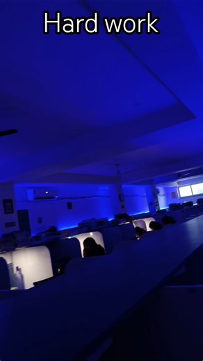 Hard work smart work #likeandsubscribe #winningminds #motivationalshorts #inspiringquotesandsayings