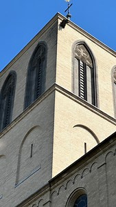 5.4K views · 824 reactions |  Wunderschöne Spätromanik am Rhein! #architecture #romanisch #romanesque #arthistory #mittelalter | Eine Geschichte der Stadt Köln Podcast | Facebook