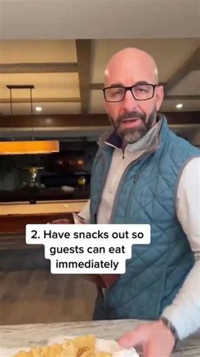 How to prepare to have guests over!