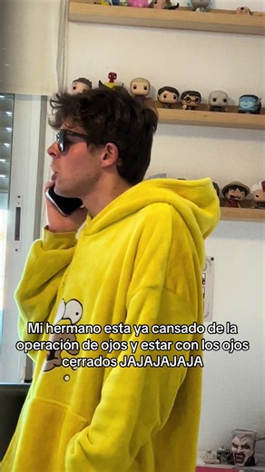 Estar a solas con tus pensamientos — reacción divertida a operación de ojos