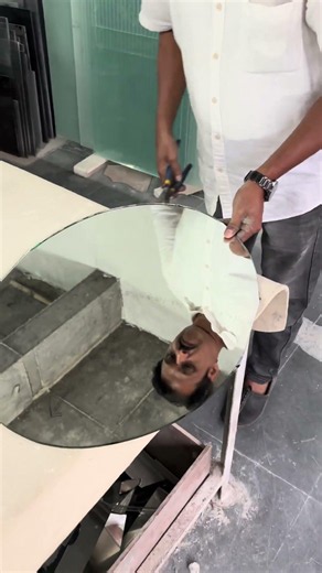 Oval shape mirror cutting