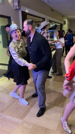 Ellie Adventures on Instagram: "You won’t believe the energy in this room… and it’s only January. 😍🔥 Dave Stuckey & The Hot House Gang turned Rusty’s Rhythm Club into a celebration you could feel. 👇 Would you dance here or just watch? #dancevideos #dancer #lindyhop #livemiusic"