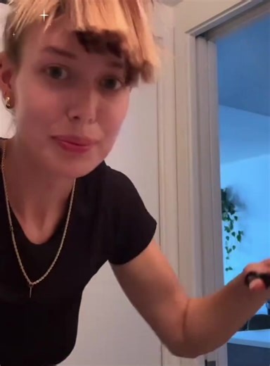 These diy haircuts are cramy 🤣#funny #fail #diyhaircut #fyp #hairstylefail
