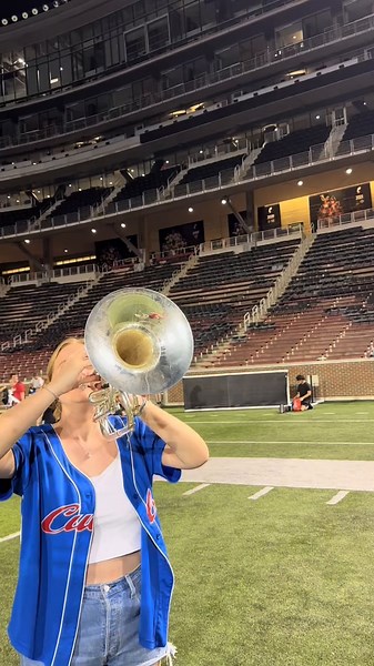 Forever jealous of the other section’s music… #mellophones #mellophoneplayer #UC #marchingband #marchingbandlife #tucbidg #relatable