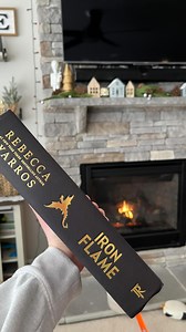 150K views · 10K reactions | I’m just trying to binge read Iron Flame little homies沈 They can sense when i sit down lmao #book #booklover #bookstagram #ironflame #fourthwing #mom #motherhood #parentjng #kids #funny #toddlers Books / reading / mom / parenting | The Snuggle Is Real RN | Facebook