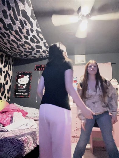 𝔈𝔩𝔦𝔷𝔷𝔞_45 (@elizza_45)’s videos with original sound - zone