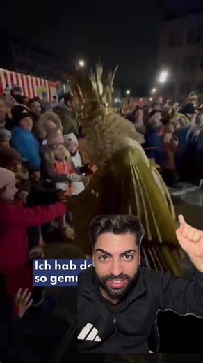 #creatorsearchinsights Zeigt es mal euren Freunden, die auf den Weihnachtsmarkt gehen müssen #kudat96