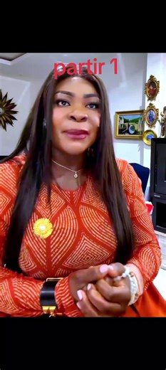 Vidéos de divine (@divenetraore) avec son original - divine